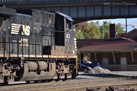 The same train approaching the KY-34/Main Street overpass and the old Danville Station
